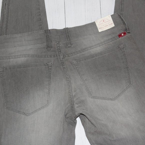 LUCKY BRAND CHARLIE SUPER SKINNY NWT Size 25 - Picture 1 of 4